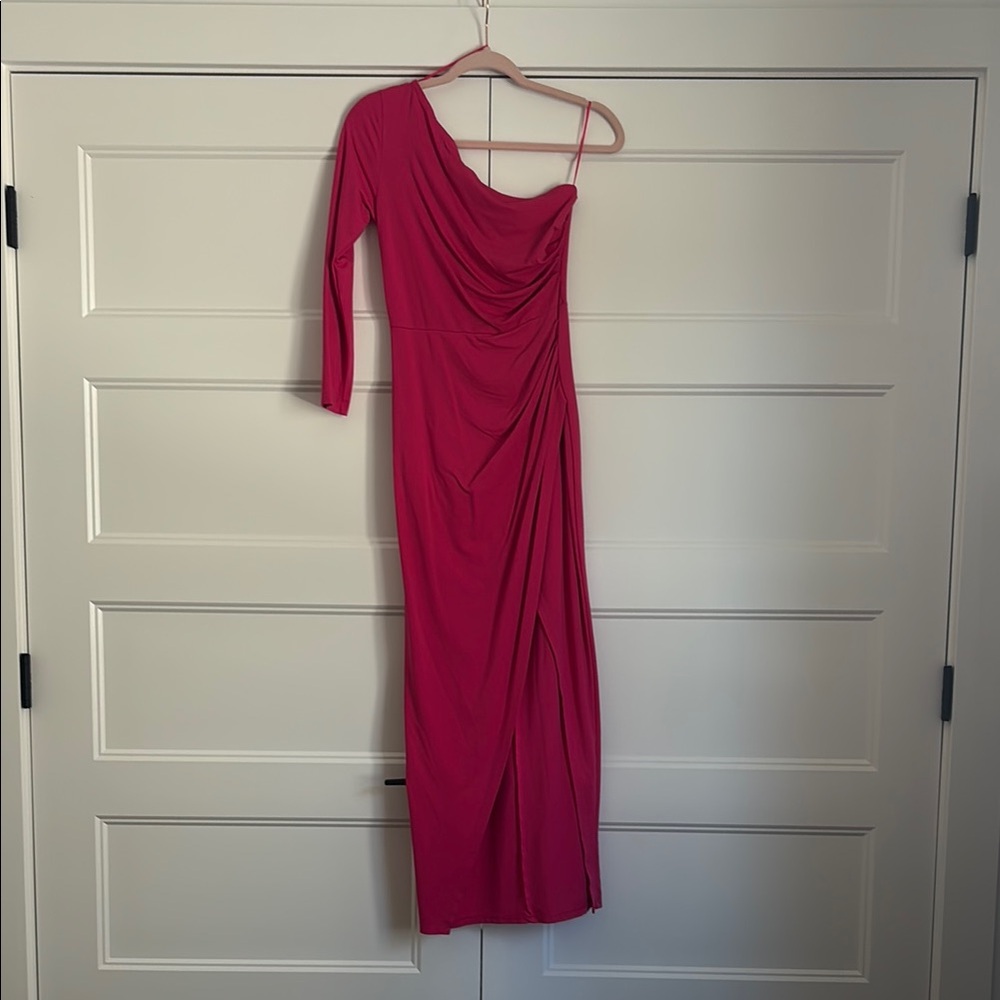 Elegant Pink One-Shoulder Dress